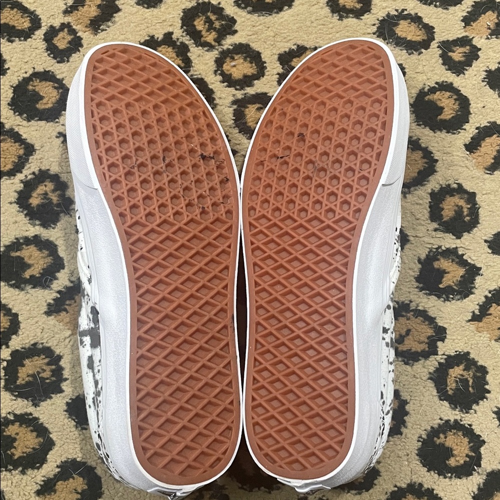 Brand new vans slip ons - Picture 2 of 6